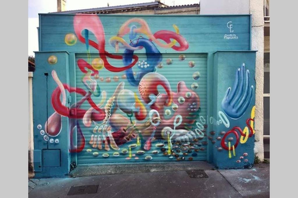 ボルドー Maison Spacieuse Avec Jardin Et Garageヴィラ エクステリア 写真