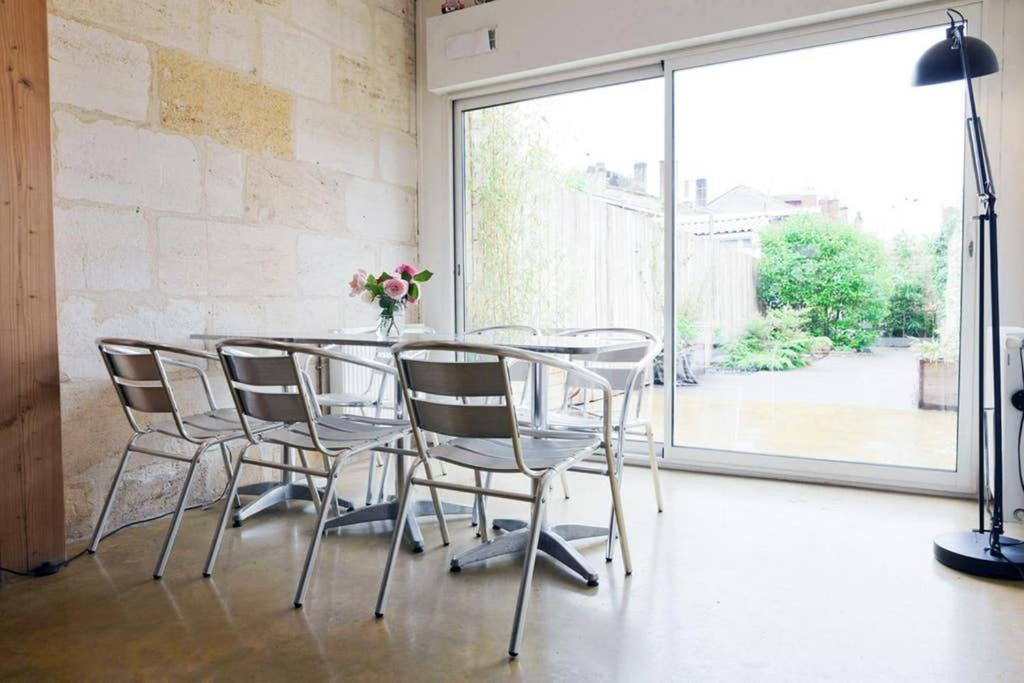 ボルドー Maison Spacieuse Avec Jardin Et Garageヴィラ エクステリア 写真